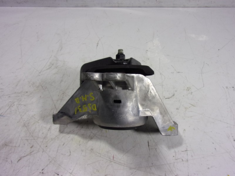 Recambio de soporte motor derecho para hyundai tucson 1.6 crdi referencia OEM IAM  21810N7630 