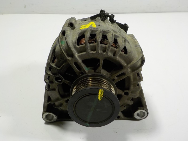Recambio de alternador para ford transit courier 1.5 tdci cat referencia OEM IAM 2051880 ET7610300AA 