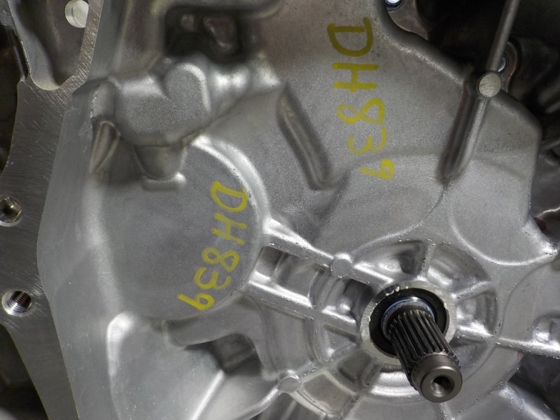 Recambio de caja cambios para toyota rav4 hybrid 4x2 advance referencia OEM IAM 3090042020  