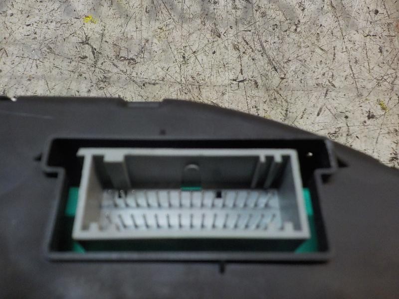 Recambio de cuadro instrumentos para renault megane ii berlina 3p 1.5 dci diesel referencia OEM IAM   