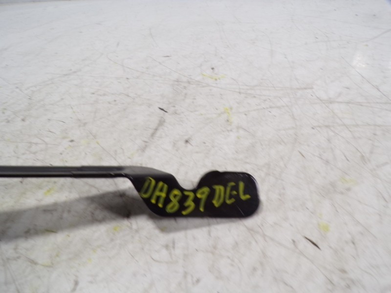 Recambio de cerradura capot para toyota rav4 hybrid 4x2 advance referencia OEM IAM 5351042120  