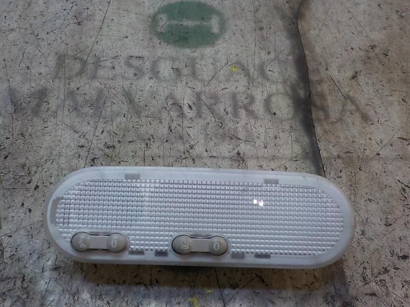 Recambio de piloto interior para dacia duster 1.5 dci diesel fap cat referencia OEM IAM 8200073231  