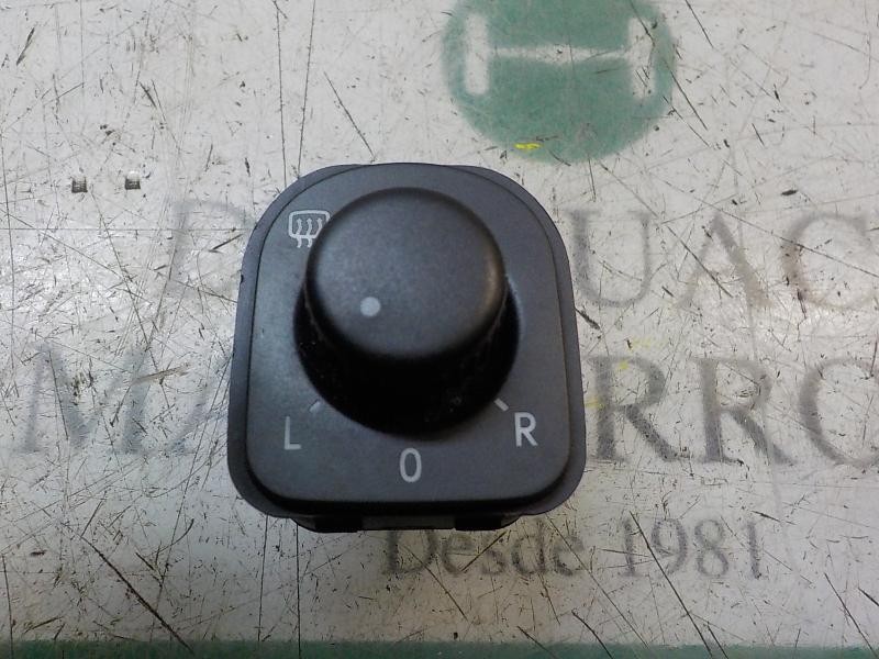 Recambio de mando retrovisor para volkswagen golf vi (5k1) rabbit bluemotion referencia OEM IAM 1K0959565LREH 1K0959565L 