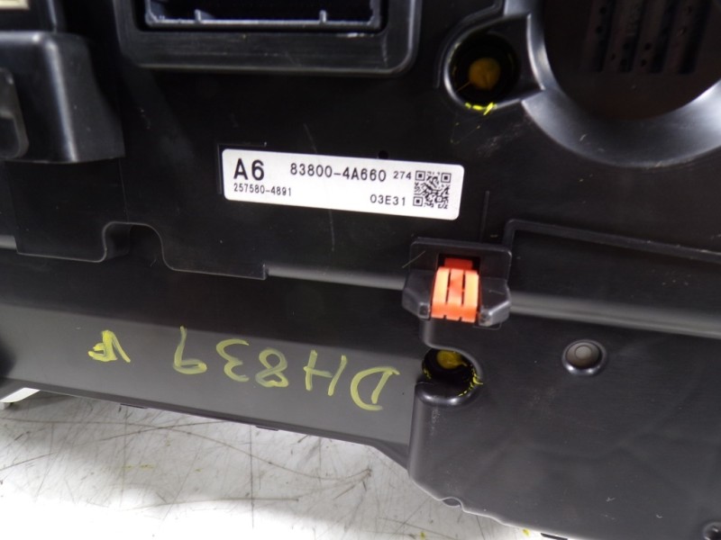 Recambio de cuadro instrumentos para toyota rav4 hybrid 4x2 advance referencia OEM IAM 838004A660 838004A660 2575804891