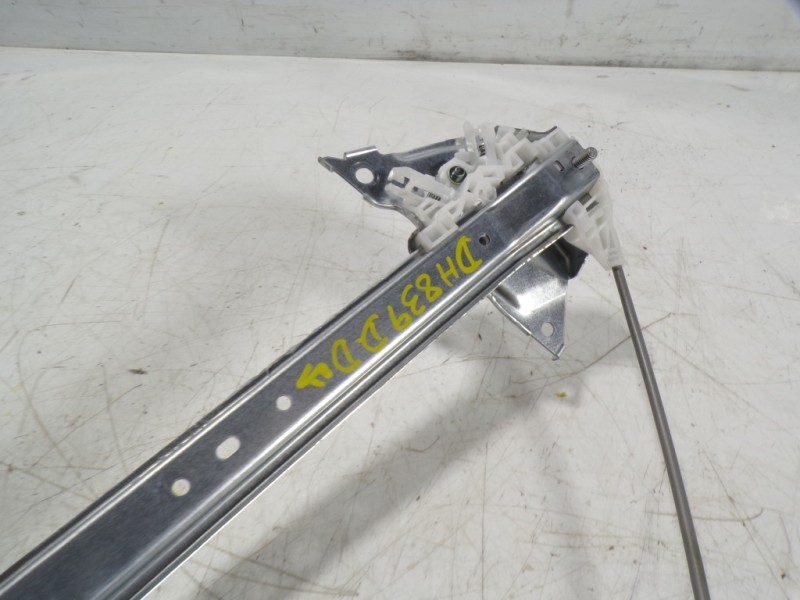 Recambio de elevalunas delantero derecho para toyota rav4 hybrid 4x2 advance referencia OEM IAM 8571042140 8571042140 0620205501