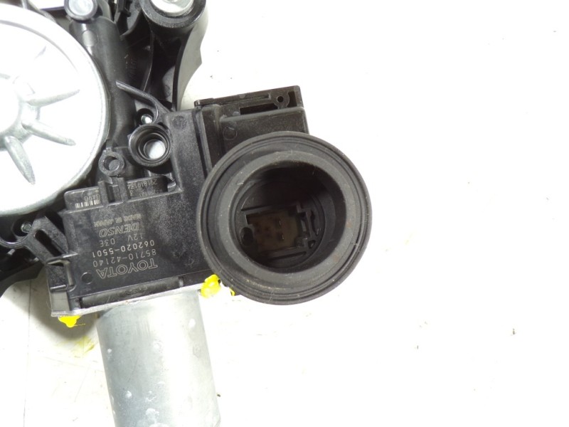 Recambio de elevalunas delantero derecho para toyota rav4 hybrid 4x2 advance referencia OEM IAM 8571042140 8571042140 0620205501