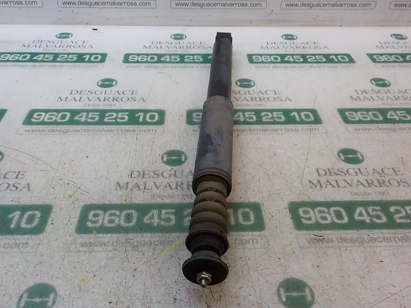 Recambio de amortiguador trasero izquierdo para renault clio iii style referencia OEM IAM   