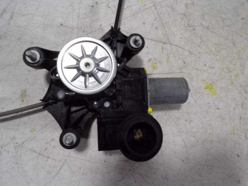 Recambio de elevalunas trasero izquierdo para toyota rav4 hybrid 4x2 advance referencia OEM IAM 8572042140 8572042140 0620205531