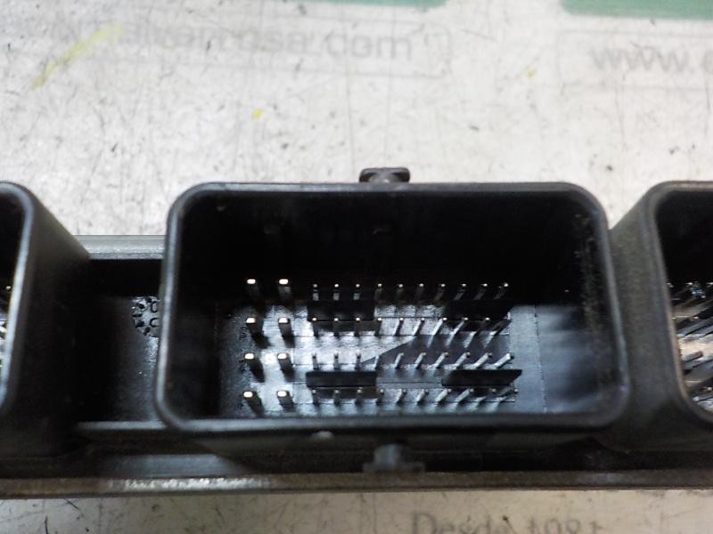 Recambio de centralita motor uce para renault clio iii style referencia OEM IAM   