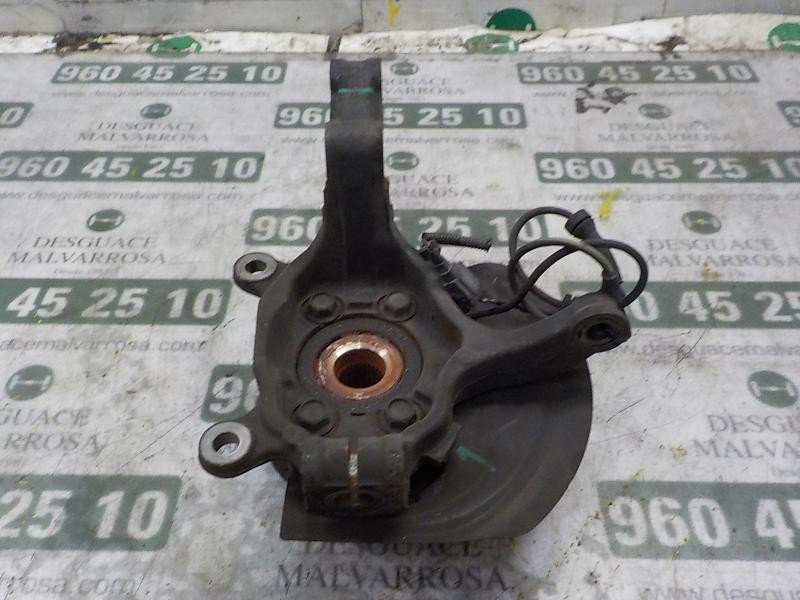 Recambio de mangueta delantera derecha para renault koleos 2.0 dci diesel fap referencia OEM IAM 40014JY00A  