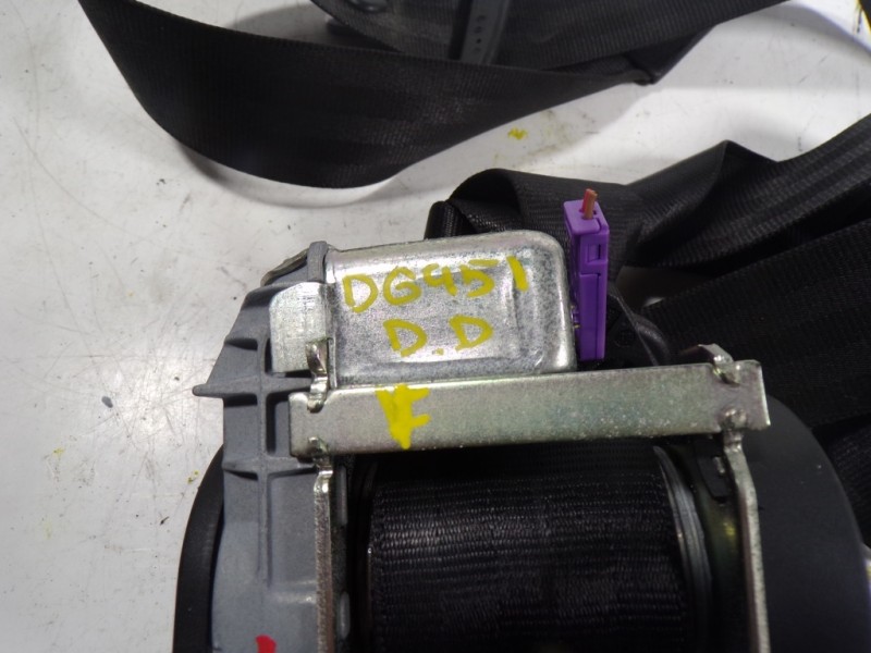 Recambio de cinturon seguridad delantero derecho para audi q7 (4l) 3.0 tdi referencia OEM IAM 4L1857706V04 606728300 