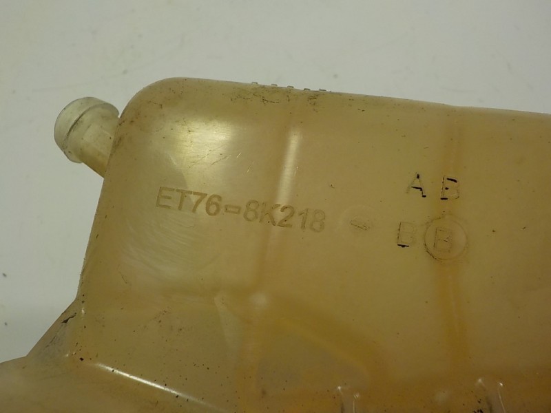 Recambio de deposito expansion para ford transit courier 1.5 tdci cat referencia OEM IAM 2435380 ET768K218B 