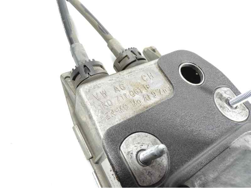 Recambio de palanca cambio para seat leon (1p1) 1.6 tdi referencia OEM IAM 1K0711050A 1K0711049CH 
