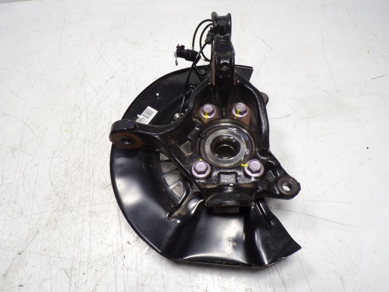 Recambio de mangueta delantera izquierda para toyota rav4 hybrid 4x2 advance referencia OEM IAM 4321233130 FS90L 