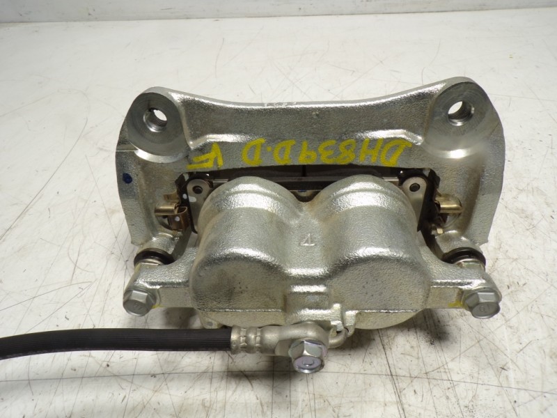 Recambio de pinza freno delantera derecha para toyota rav4 hybrid 4x2 advance referencia OEM IAM 4773042130  