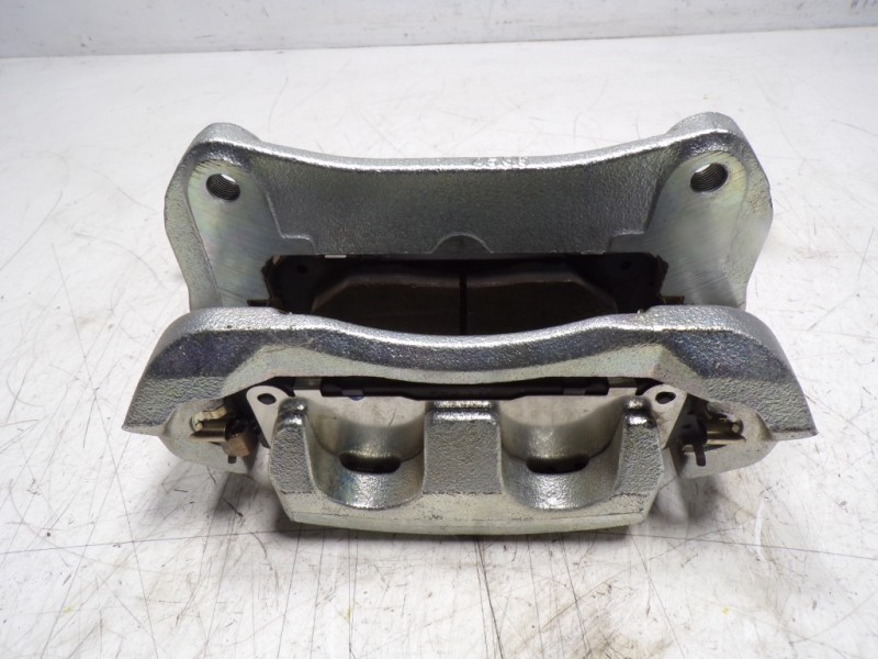 Recambio de pinza freno delantera izquierda para toyota rav4 hybrid 4x2 advance referencia OEM IAM 4775042130  