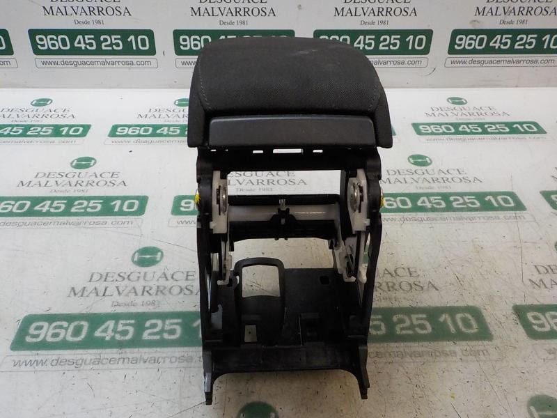 Recambio de apoyabrazos central para skoda octavia combi (5e5) style referencia OEM IAM 5E0864207EPI8  