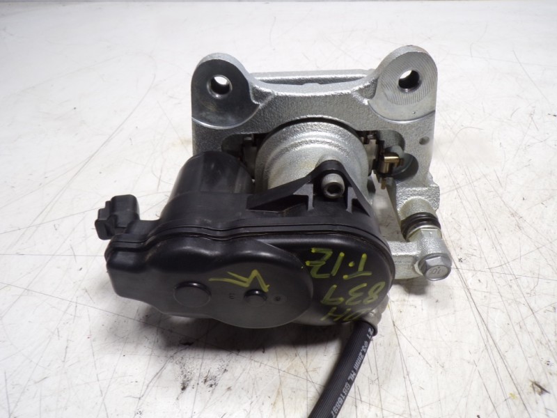 Recambio de pinza freno trasera izquierda para toyota rav4 hybrid 4x2 advance referencia OEM IAM 4785042090  