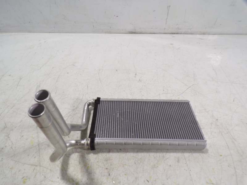 Recambio de radiador calefaccion / aire acondicionado para toyota rav4 hybrid 4x2 advance referencia OEM IAM 8710733130  