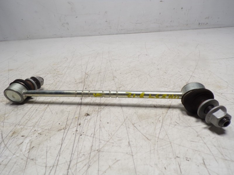 Recambio de tirante delantero izquierdo para toyota rav4 hybrid 4x2 advance referencia OEM IAM 4882042040  