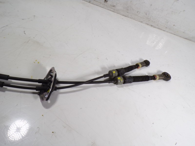 Recambio de palanca cambio para kia venga 1.6 cat referencia OEM IAM 437001P410EQ  