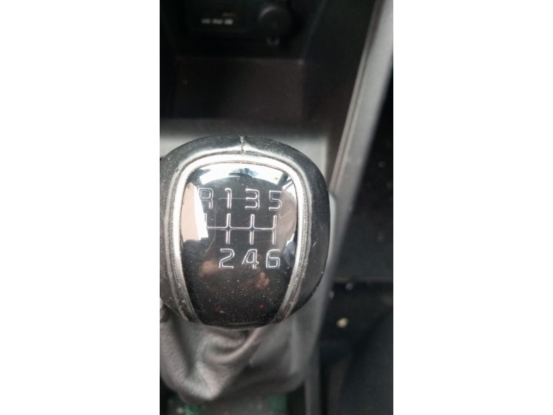 Recambio de palanca cambio para kia venga 1.6 cat referencia OEM IAM 437001P410EQ  