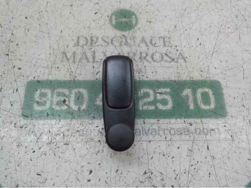 Recambio de maneta elevalunas trasera derecha para citroën c3 1.2 12v vti referencia OEM IAM 9240H7  