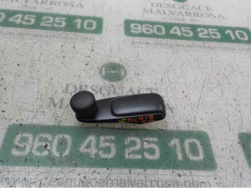 Recambio de maneta elevalunas trasera derecha para citroën c3 1.2 12v vti referencia OEM IAM 9240H7  