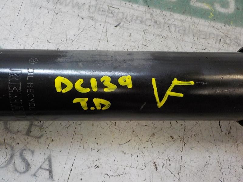 Recambio de amortiguador trasero derecho para renault clio iv societé referencia OEM IAM 562109815R 562109815R 