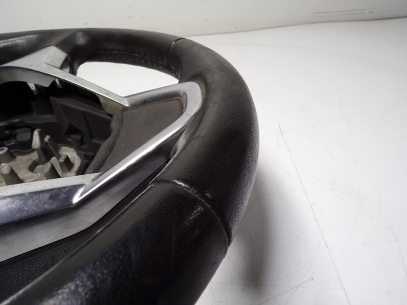 Recambio de volante para ford transit courier 1.5 tdci cat referencia OEM IAM 2035204 ET763600BF35B8 