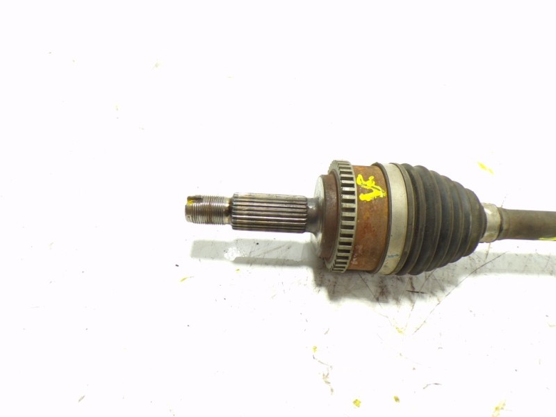 Recambio de transmision izquierda para kia venga 1.6 cat referencia OEM IAM 495001P000 YL00RAAB271VG YL00RAAB271VG