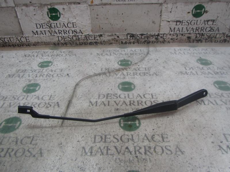 Recambio de brazo limpia delantero derecho para ford fiesta (cb1) trend referencia OEM IAM   