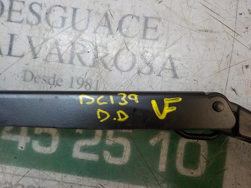 Recambio de brazo limpia delantero derecho para renault clio iv societé referencia OEM IAM 288869893R  