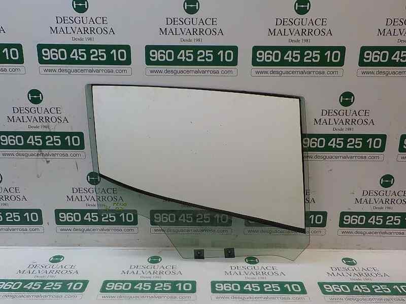 Recambio de cristal puerta trasero derecho para renault clio iv societé referencia OEM IAM 823004494R  