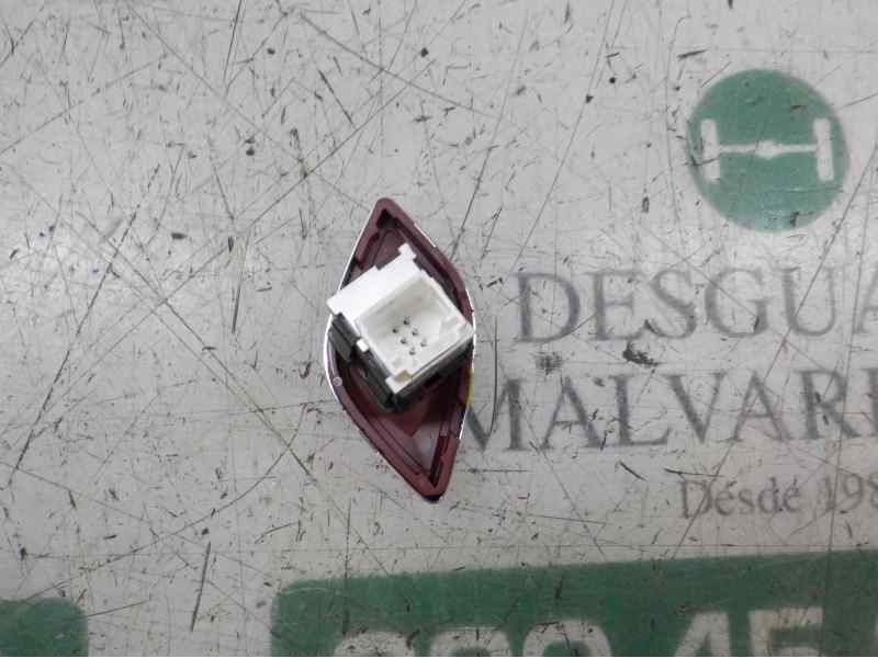 Recambio de warning para citroën c3 1.2 12v vti referencia OEM IAM 6490CY  