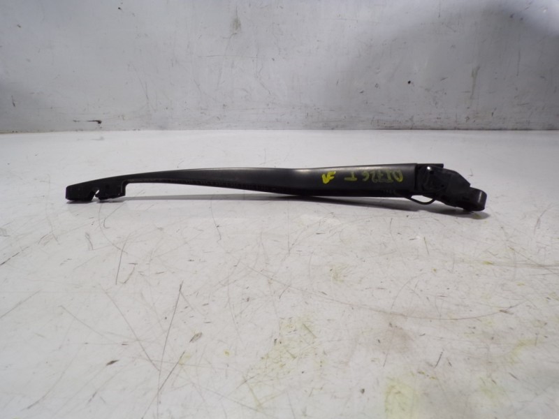 Recambio de brazo limpia trasero para nissan micra (k13) 1.2 cat referencia OEM IAM 287801HA4A  