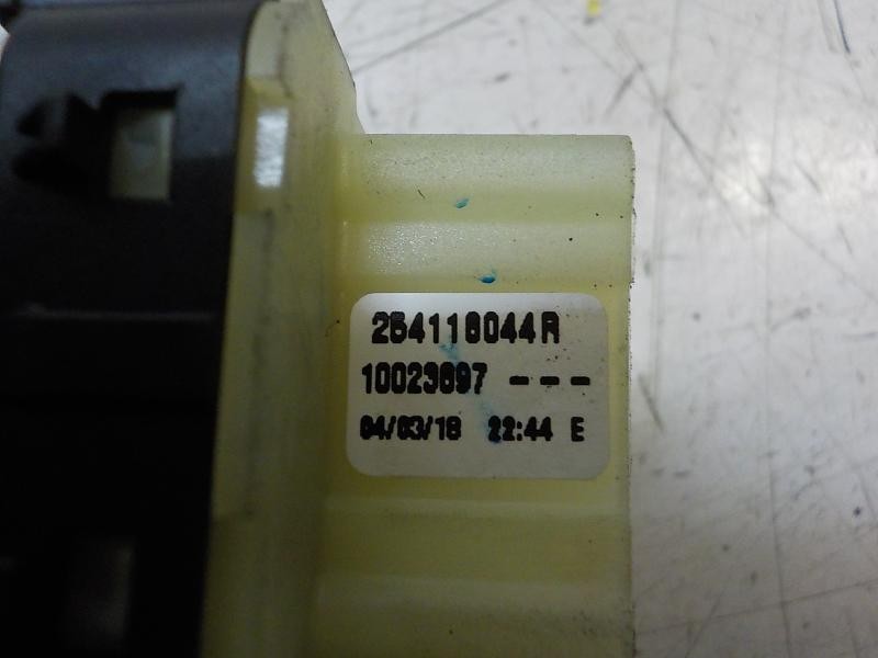Recambio de mando elevalunas delantero izquierdo para renault clio iv societé referencia OEM IAM 254118044R 254118044R 