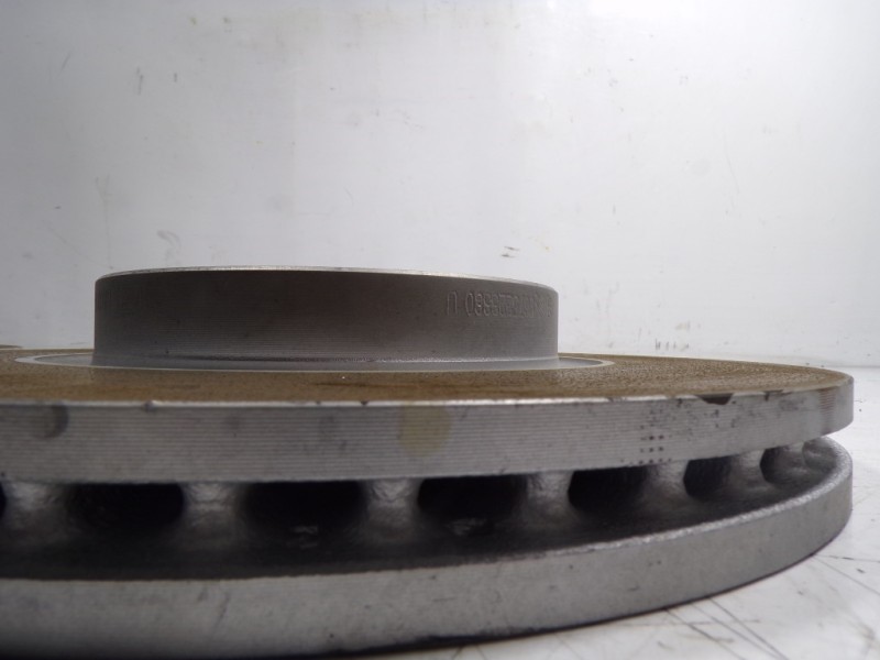 Recambio de disco freno delantero para toyota proace city 1.2 12v referencia OEM IAM   