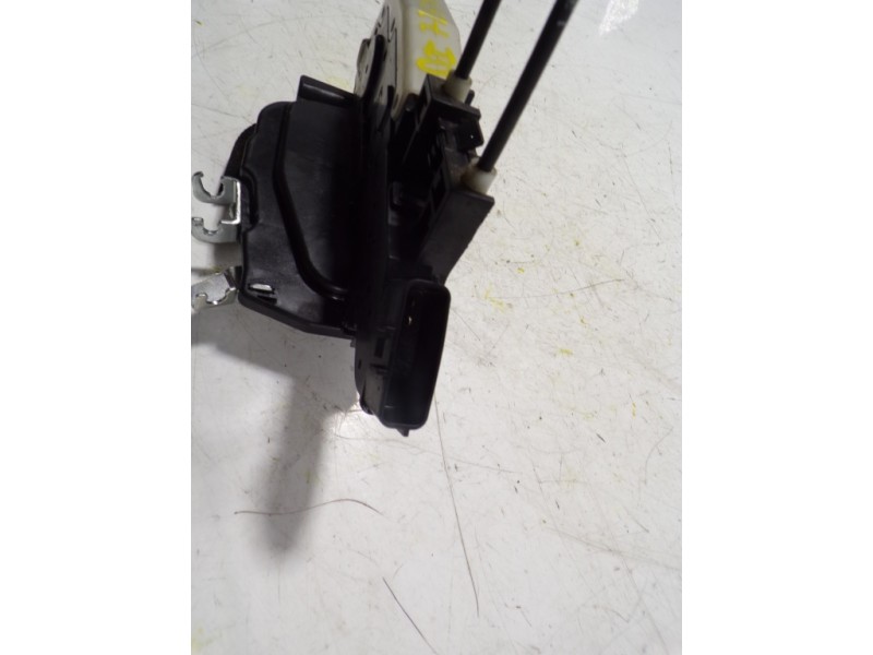 Recambio de cerradura puerta trasera derecha para nissan micra (k13) 1.2 cat referencia OEM IAM 825001HD0C  