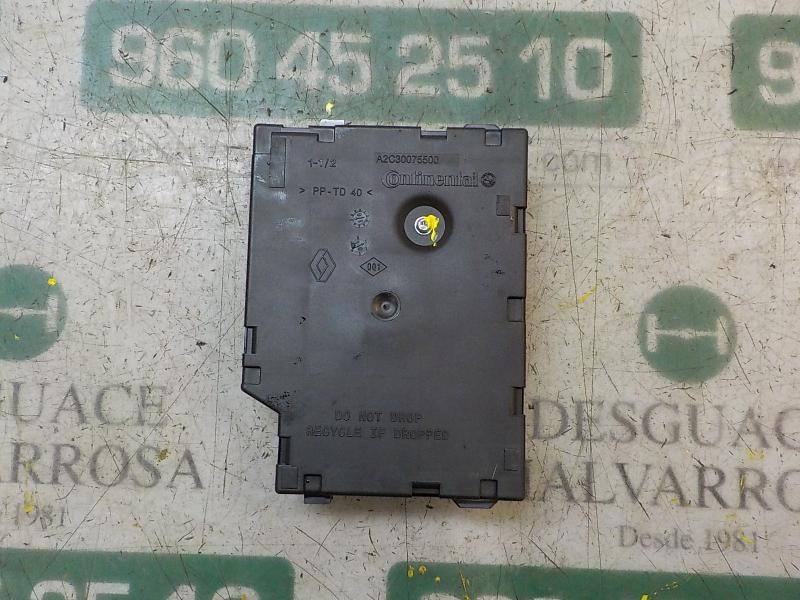 Recambio de modulo electronico para renault clio iv societé referencia OEM IAM 285900636R 285900636R A2C92561708