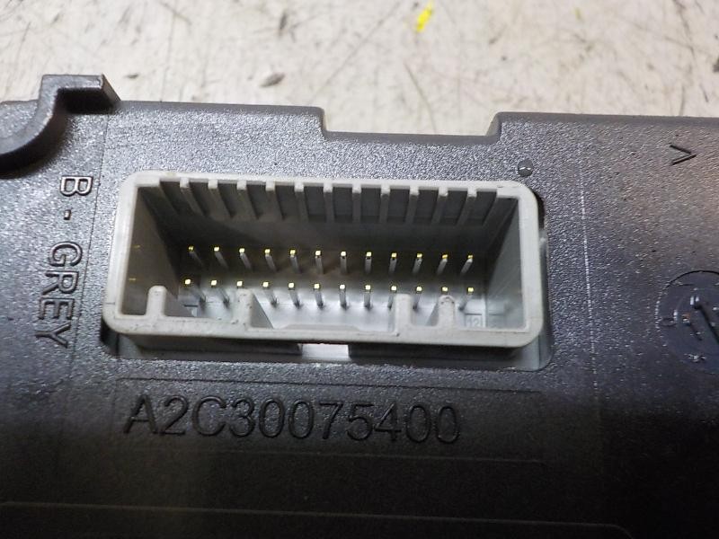 Recambio de modulo electronico para renault clio iv societé referencia OEM IAM 285900636R 285900636R A2C92561708