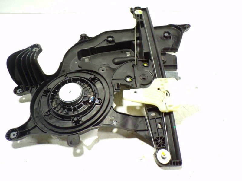 Recambio de elevalunas delantero izquierdo para toyota proace city 1.2 12v referencia OEM IAM  9830335880 