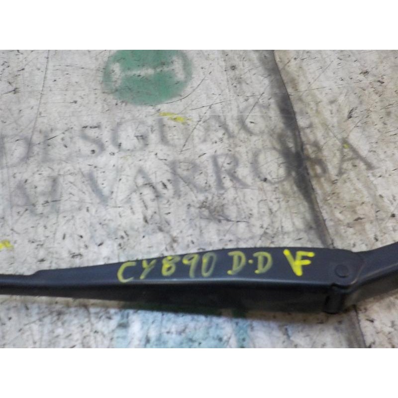 Recambio de brazo limpia delantero derecho para ford fiesta (cb1) 1.4 tdci cat referencia OEM IAM 1826839  