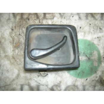 MANETA INTERIOR TRASERA DERECHA 