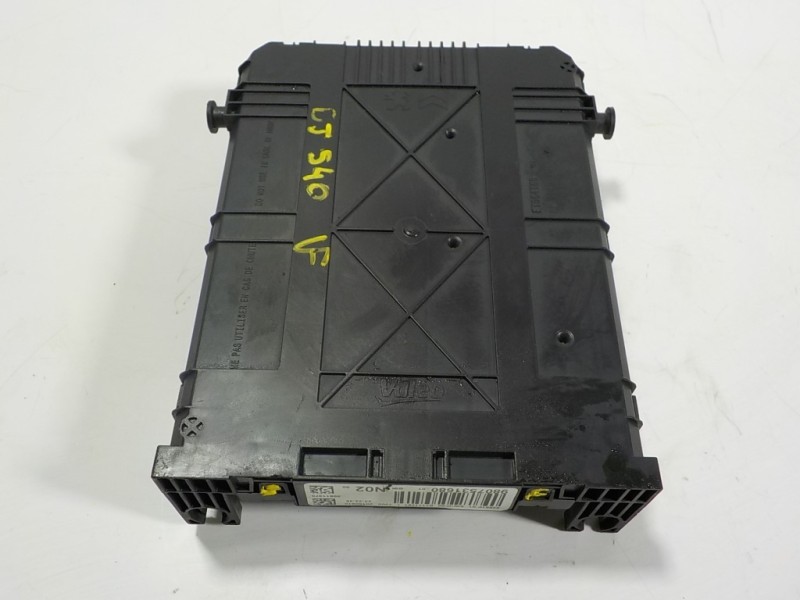 Recambio de caja reles / fusibles para peugeot 208 1.6 blue-hdi fap referencia OEM IAM 1611427780 9807531680 30811370