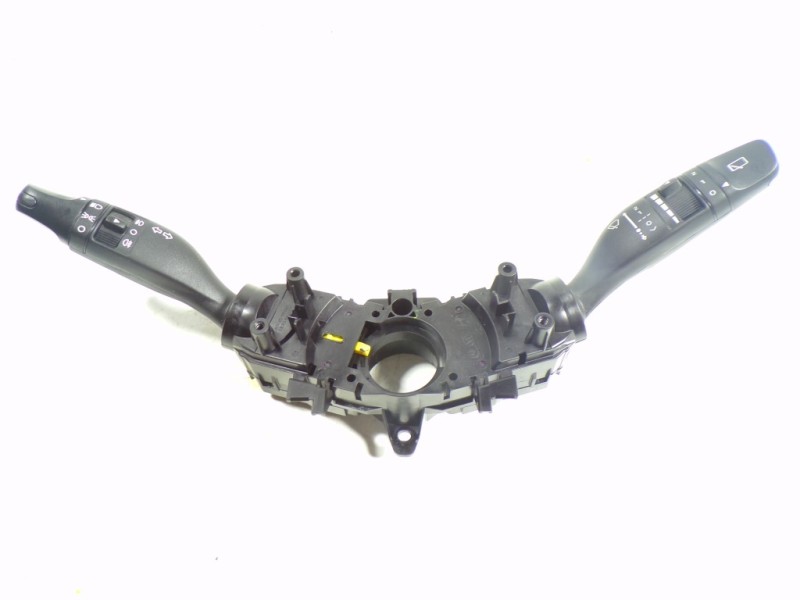 Recambio de mando luces para hyundai i20 1.2 16v cat referencia OEM IAM   