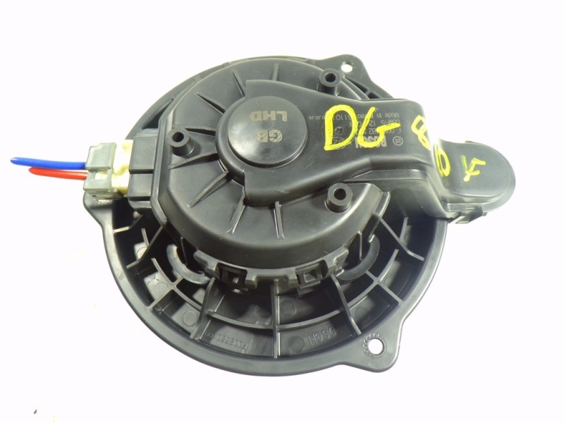 Recambio de motor calefaccion para hyundai i20 1.2 16v cat referencia OEM IAM 97126C8000 F000S382542 F000S382542