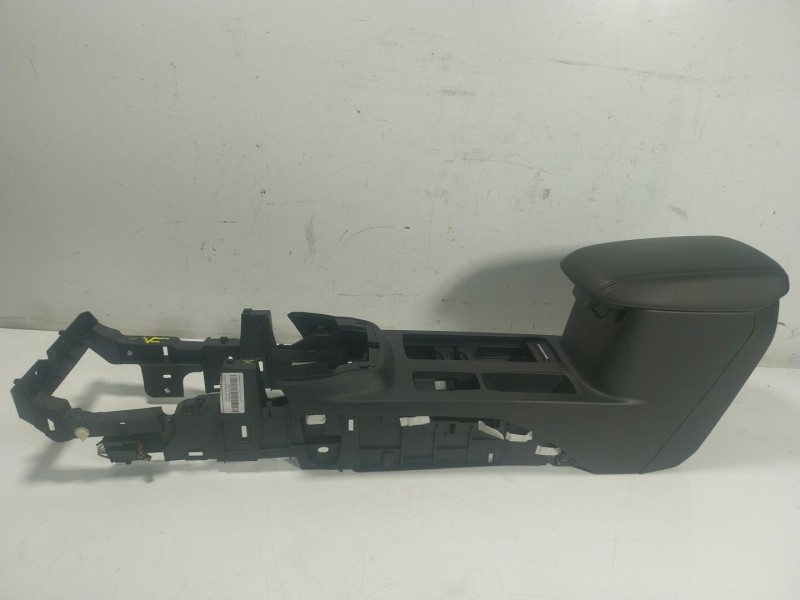 Recambio de apoyabrazos central para ford focus iv (hn) 1.0 ecoboost referencia OEM IAM 2515470 A045A06A 