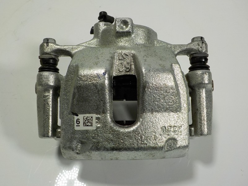 Recambio de pinza freno delantera derecha para toyota c-hr hybrid dynamic referencia OEM IAM 47730F4010  