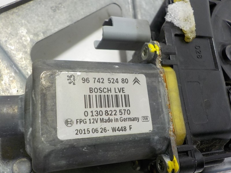 Recambio de elevalunas delantero izquierdo para peugeot 208 1.6 blue-hdi fap referencia OEM IAM 9673155280 9674252480 0130822570